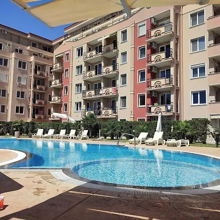 Zoya Apartment